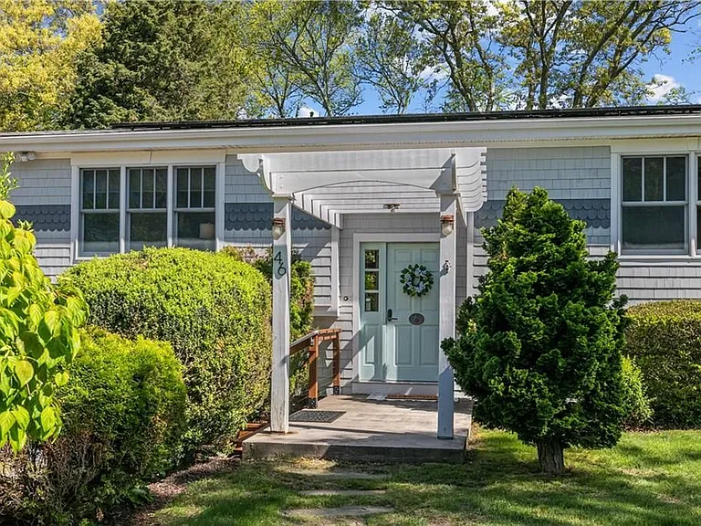 46 Steamboat St — Photo 3