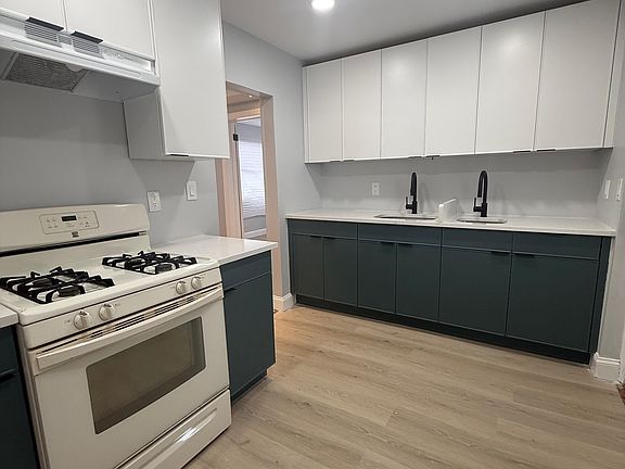 2nd image of 58 Melrose Ter #C1