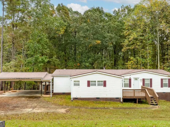 526 Stoneridge Dr, Winder, GA 30680