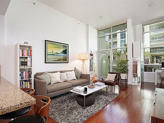 3rd image of 3812 Park Blvd Unit 106