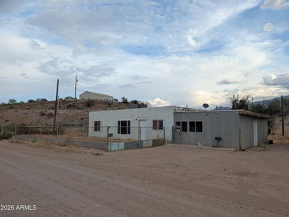 2nd image of 5285 W Layton Road