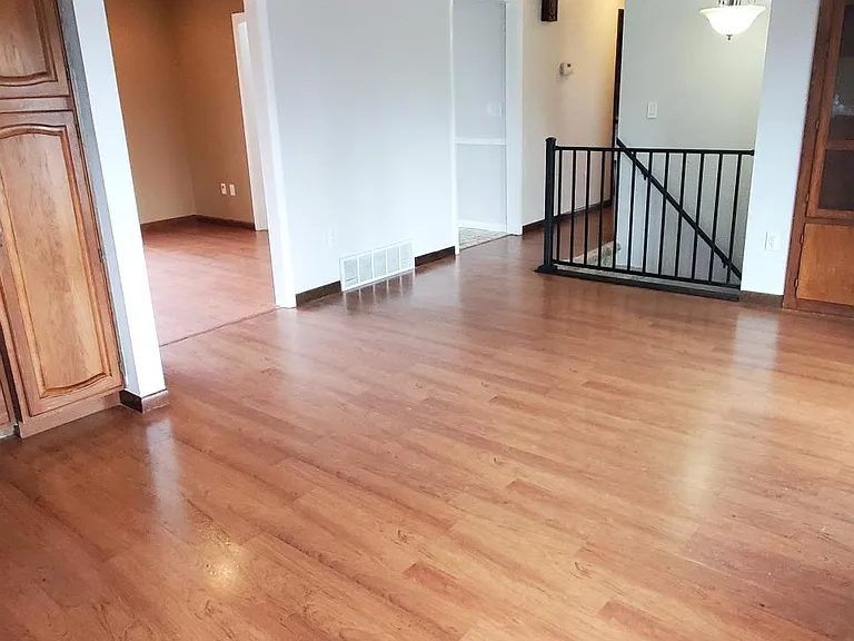 818 N Timberline Cir W — Photo 5