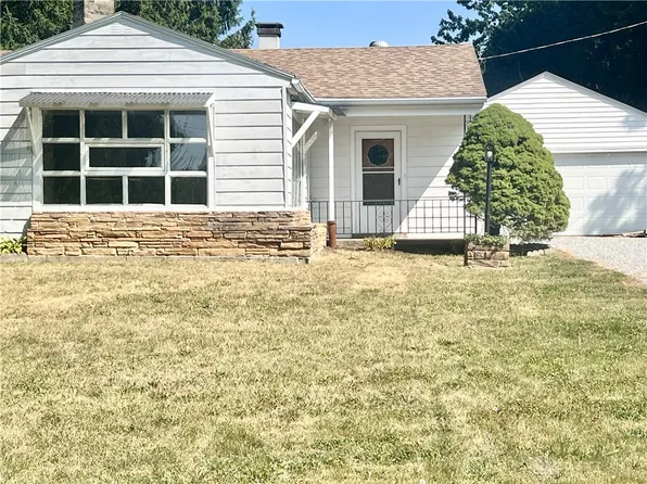 6 N Monroe St, Christiansburg, OH 45389