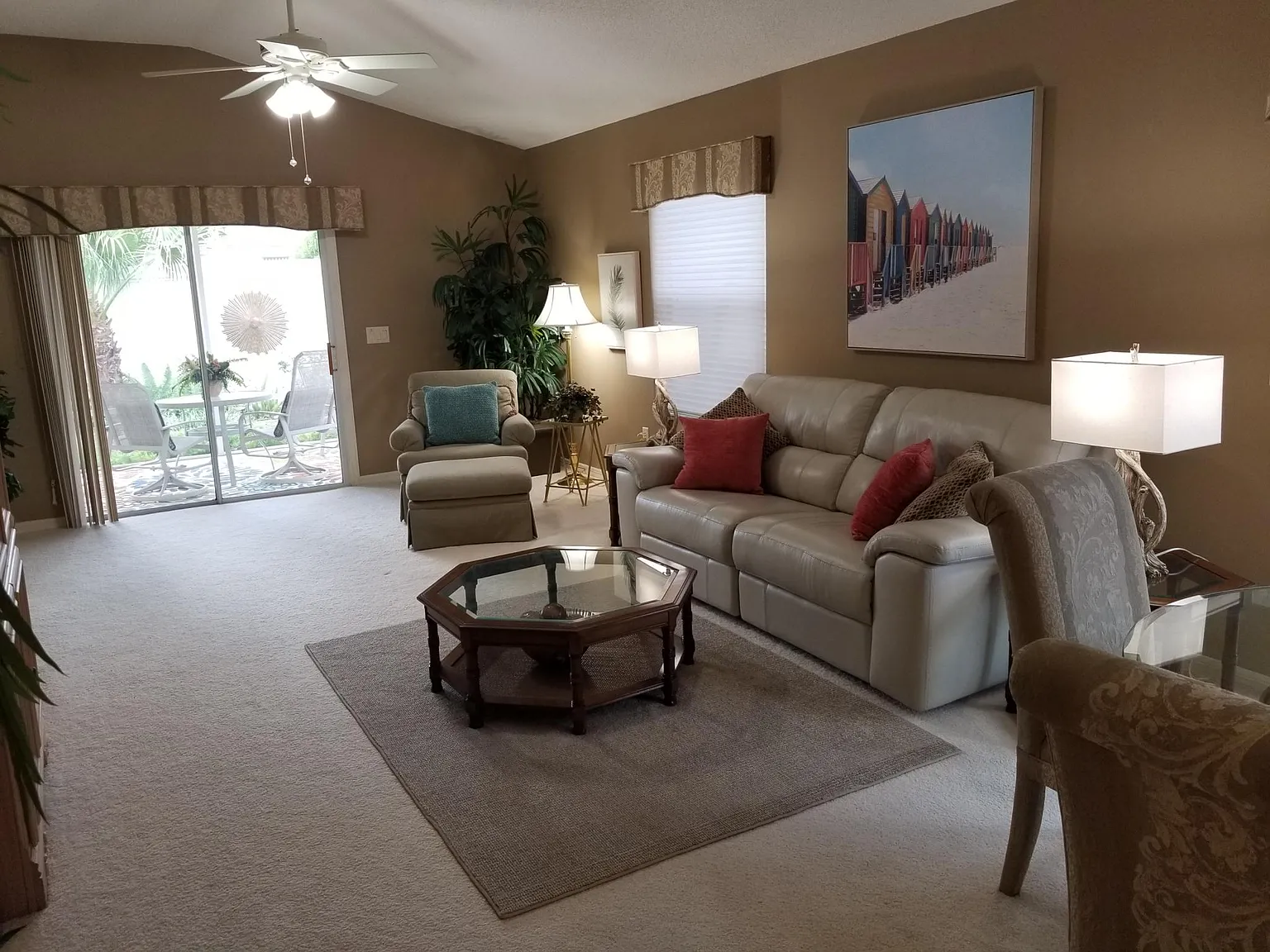2 bed, 1200 sqft, $2,400 — Photo 4