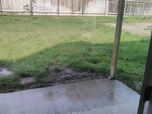 3rd image of 1821 Peachtree Ln APT 2