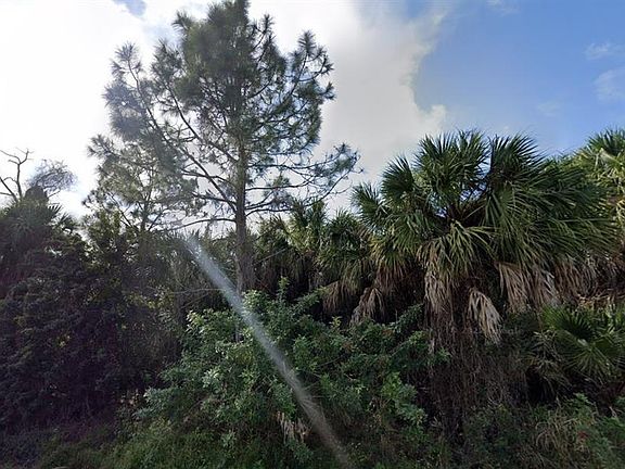 3rd image of 26257 Brooks Rd #938