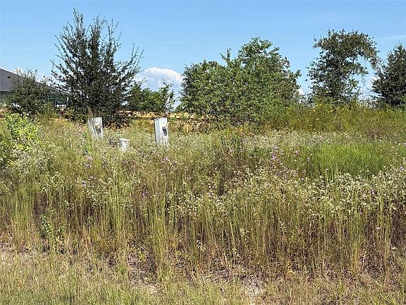 2nd image of 1266 Road 5606