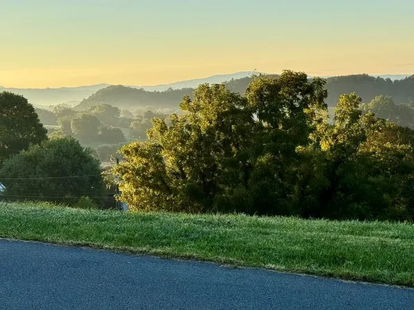 Panorama Dr, Abingdon, VA 24210