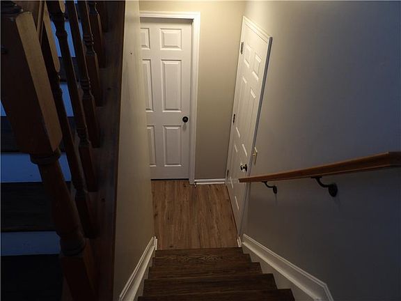 3rd image of 2700 Berwood Ln