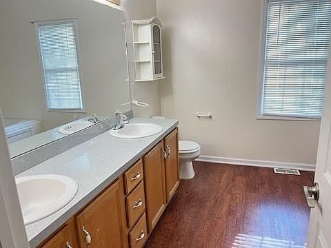 5th image of 3417 Malvern Dr
