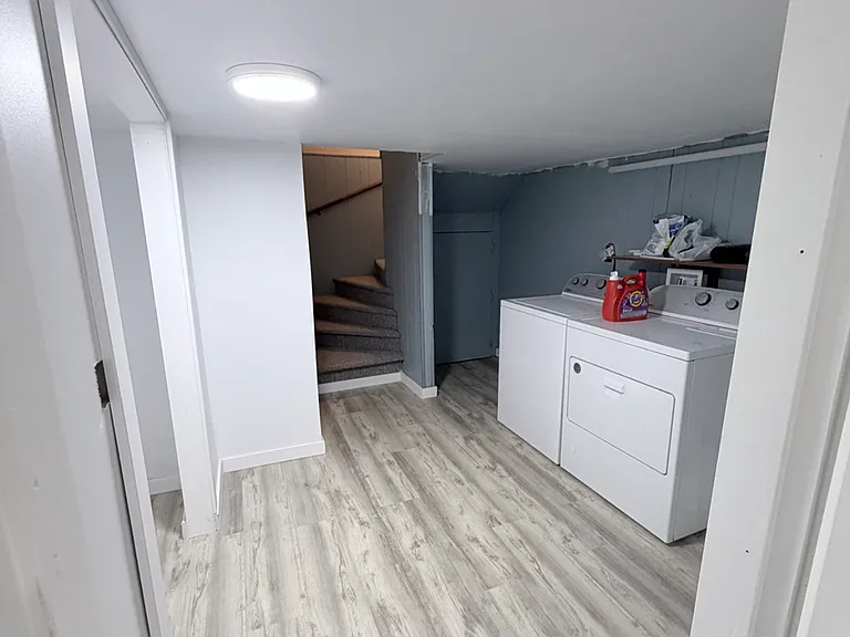 87 S Wilson St — Photo 13