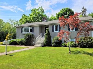 7 Bradford St, Hawthorne, NY 10532