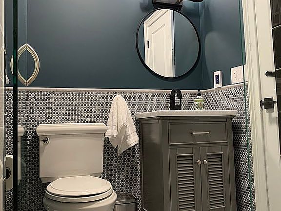 1st fl bath remodel 2021