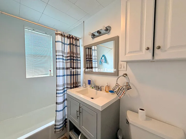 249 Boston Ave — Photo 6