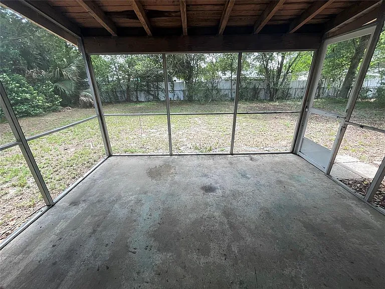 1324 Whitewood Dr — Photo 13