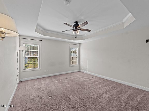 5th image of 2990 Oakwood Drive