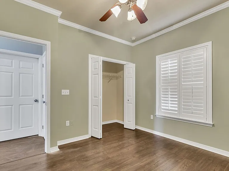 1486 Bentley Cir — Photo 26