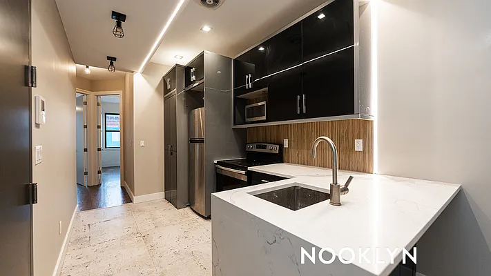 Rented by Nooklyn NYC LLC | media 42