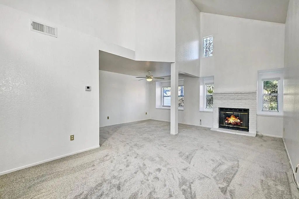 3 bed, 2.5 bath, 1556 sqft, $3,950 — Photo 4