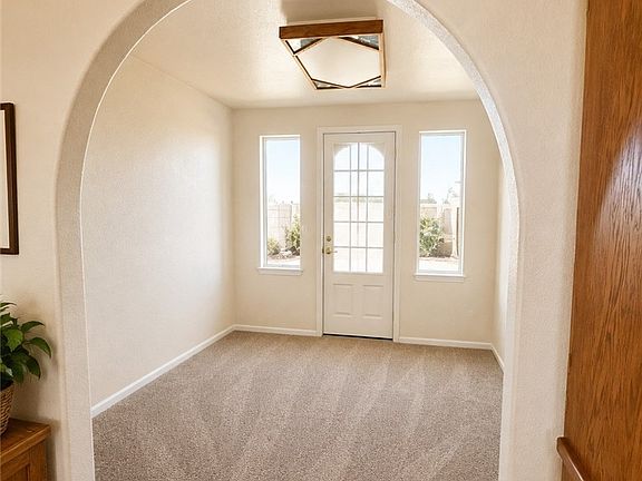 3rd image of 4620 Allen Ln