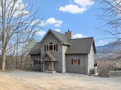 802 Kings Way, Gatlinburg, TN, 37738