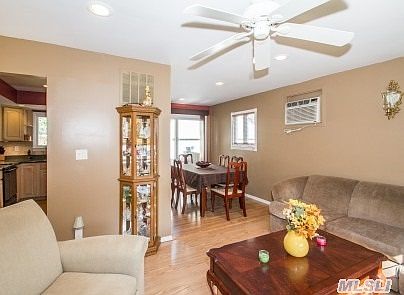 3rd image of 2803 Gull Ave