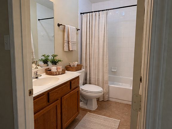 5th image of 21387 W Wallis Dr Unit A