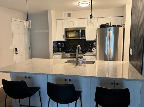 2575 S Syracuse Way, Denver, CO