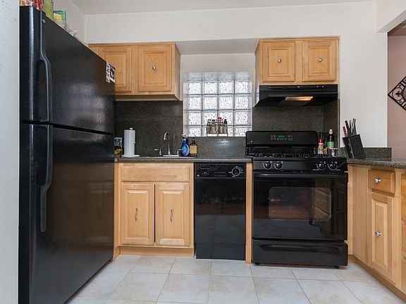 5th image of 8371 116th St APT 4E