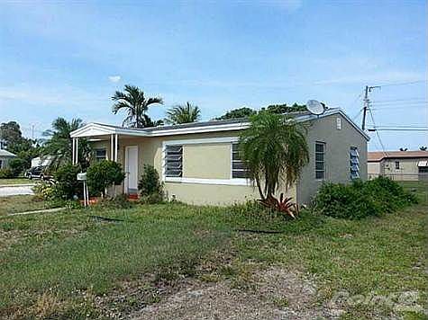 2nd image of 16531 NW 18th Ave