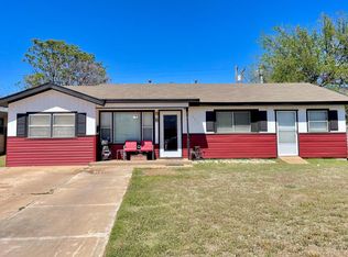 1318 61st St, Lubbock, TX 79412