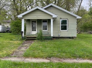 16 Marmont St, Niles, MI 49120