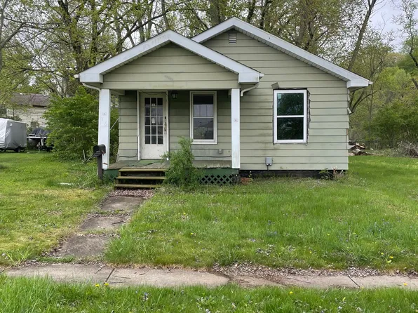 16 Marmont St, Niles, MI 49120