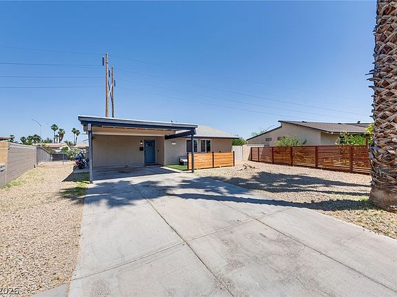 2nd image of 3971 Saguaro Ln