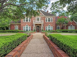 2 Patrick Ct, Houston, TX 77024
