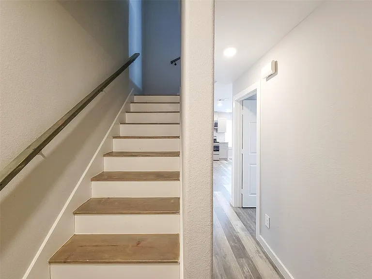 7202 Sandle St #A — Photo 13