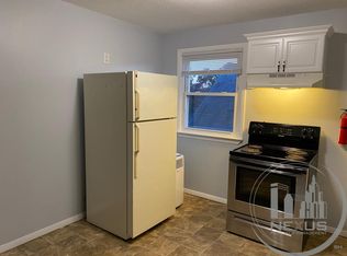 174 Francis Ave APT 3A, Pawtucket, RI 02860