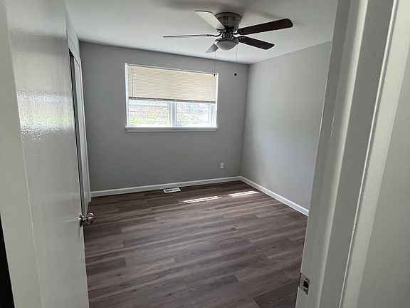5th image of 2833 Noble Rd APT 4