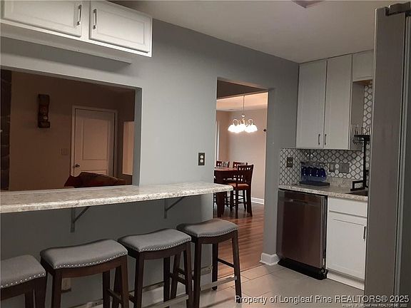 3rd image of 6912 Candlewood Dr