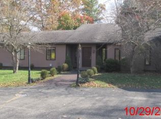 16 Crestwood Dr, Waverly, OH 45690