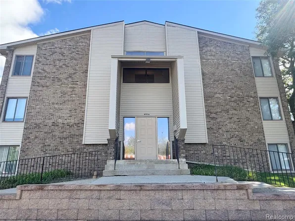 30445 W Forteen Mile Rd APT 66, Farmington Hills, MI 48334