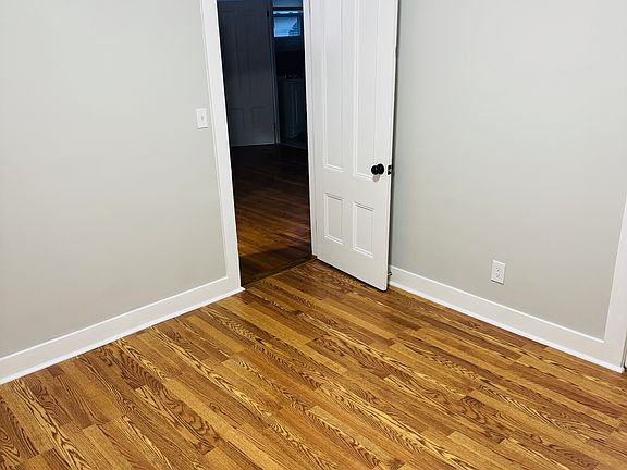 2nd image of 509 4th St APT 2