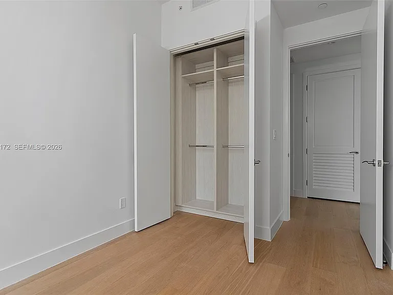 175 SE 25th Rd #1003 — Photo 37