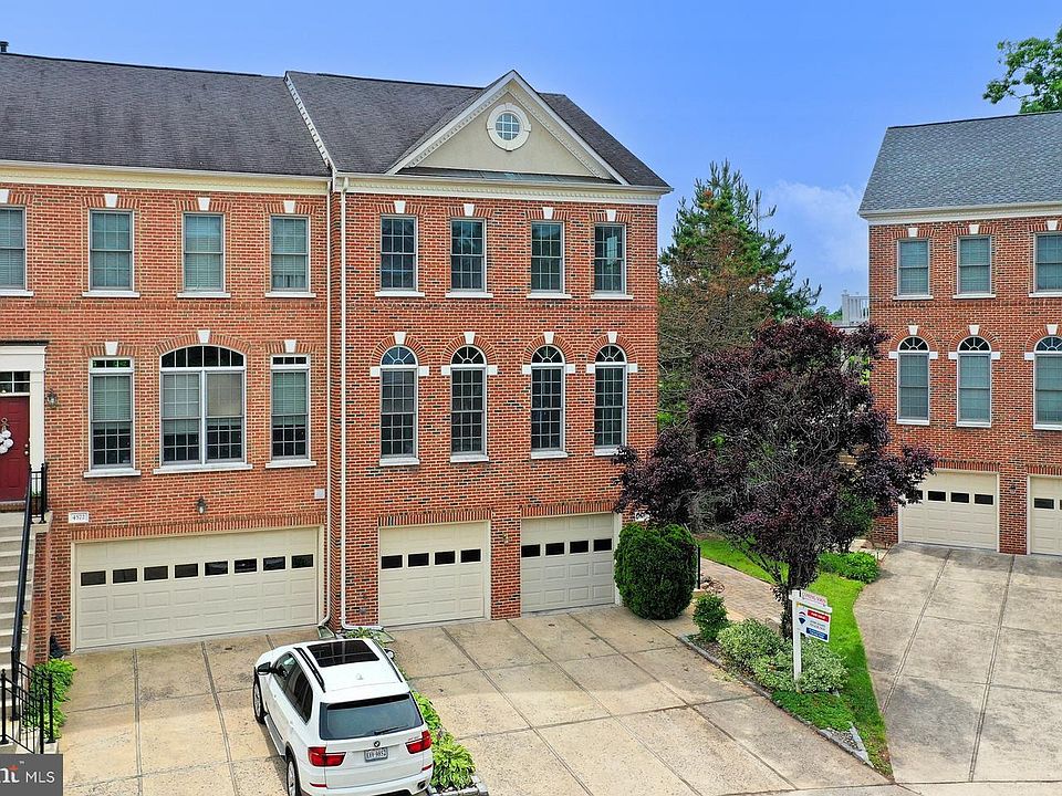 1st image of 4570 Fair Valley Dr