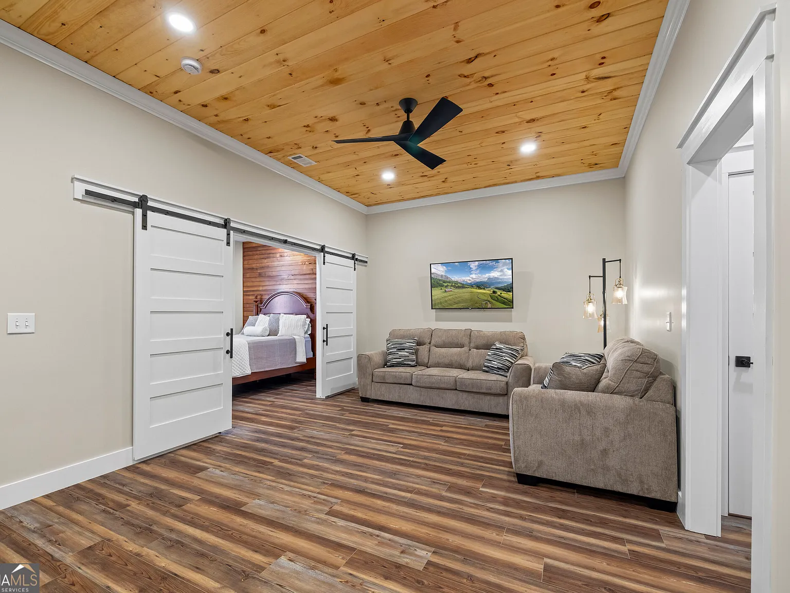 1 bed, 1.5 bath, 800 sqft, $1,375 — Photo 4