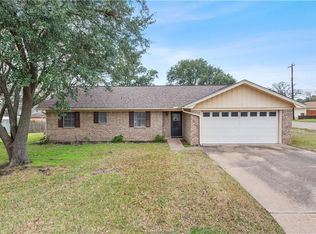 1308 Bristol St, Bryan, TX 77802