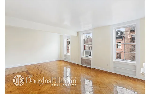 Rented by Douglas Elliman | media 15