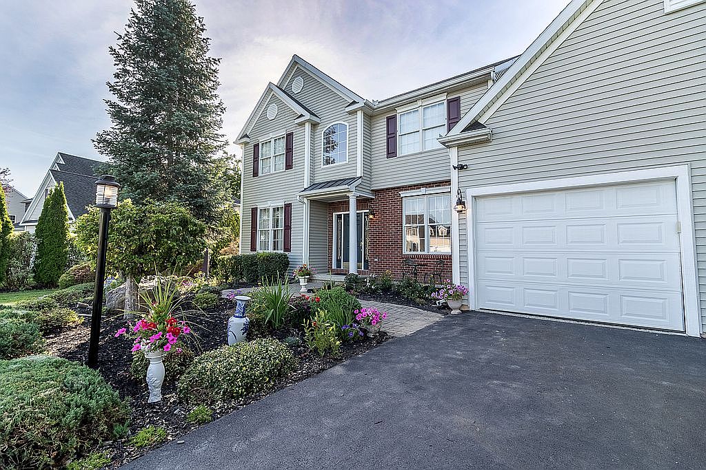 54 Towpath Ln, Waterford, NY 12188 Zillow