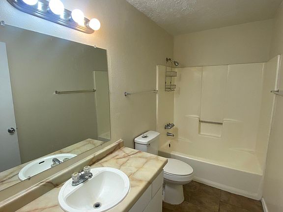 5th image of 137 Altez St NE APT 2