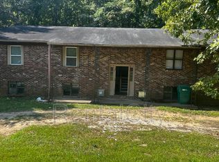 18 Oakridge Dr #L, Jackson, TN 38305